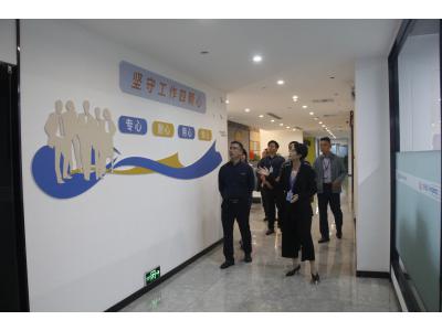 广东省水利水电第三工程局辅导一行莅临GA黄金甲集团参观互换